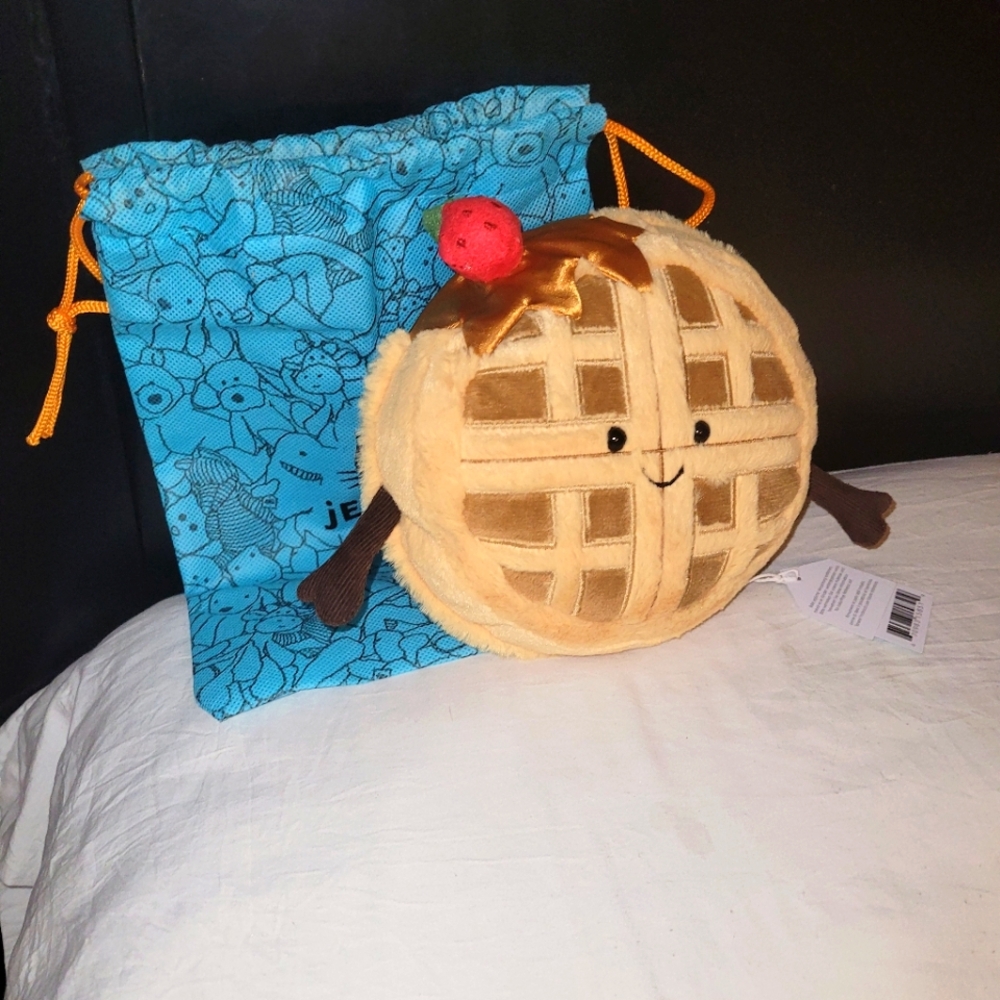 Jellycat Waffle Amuseables ~ Authentic